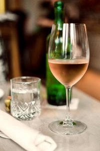 Tips on how to taste wine